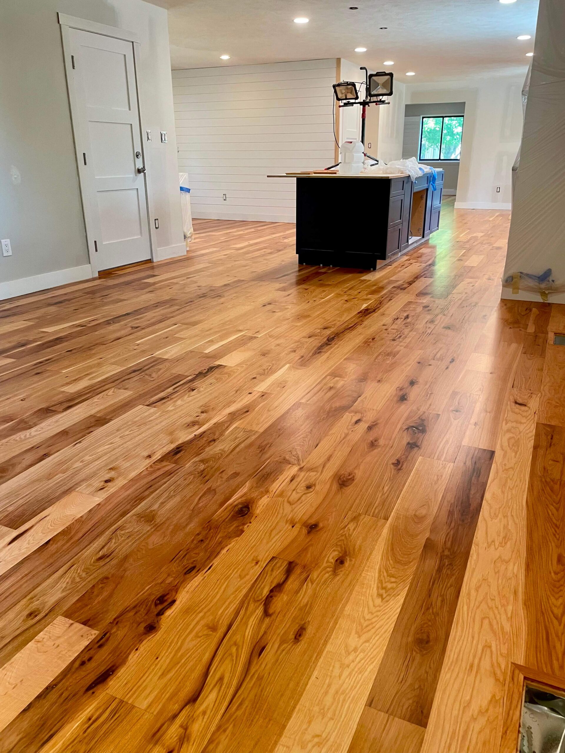 golden-hardwood-flooring-residential